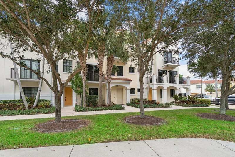 4886 NW 16TH Avenue, Boca Raton FL 33431