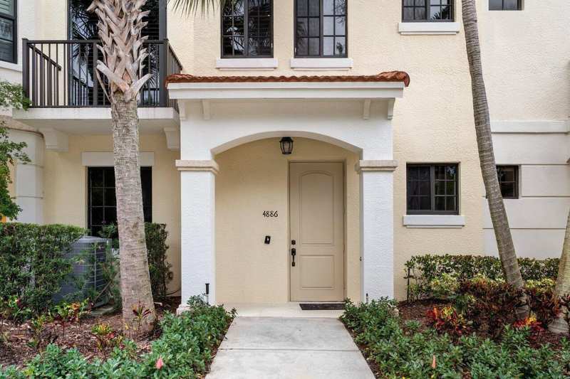 4886 NW 16TH Avenue, Boca Raton FL 33431
