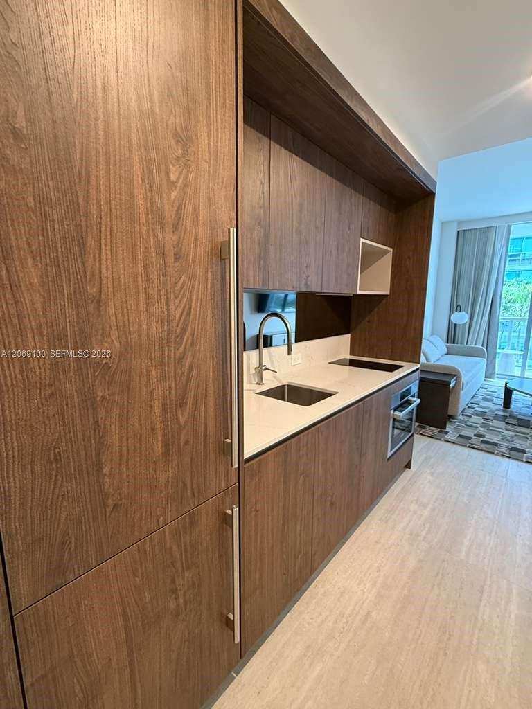 1611 SW 2nd ave # 610, Miami FL 33129