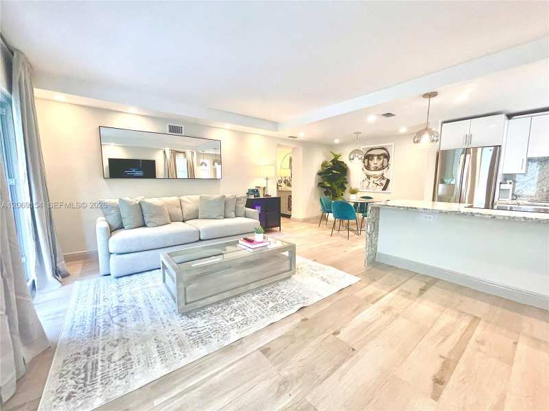 626 Meridian Ave # 1, Miami Beach FL 33139