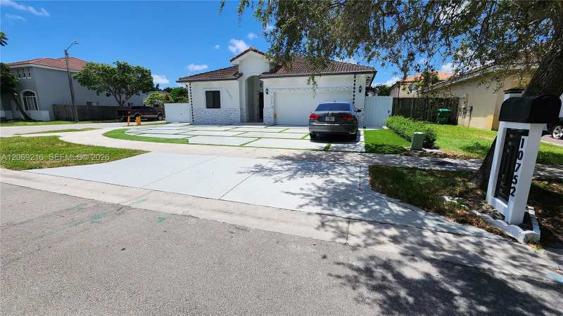 10752 SW 228th Ter # 10752, Miami FL 33170