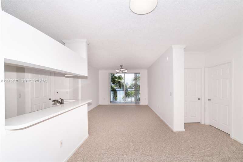 17100 N Bay Rd # 1407, Sunny Isles Beach FL 33160