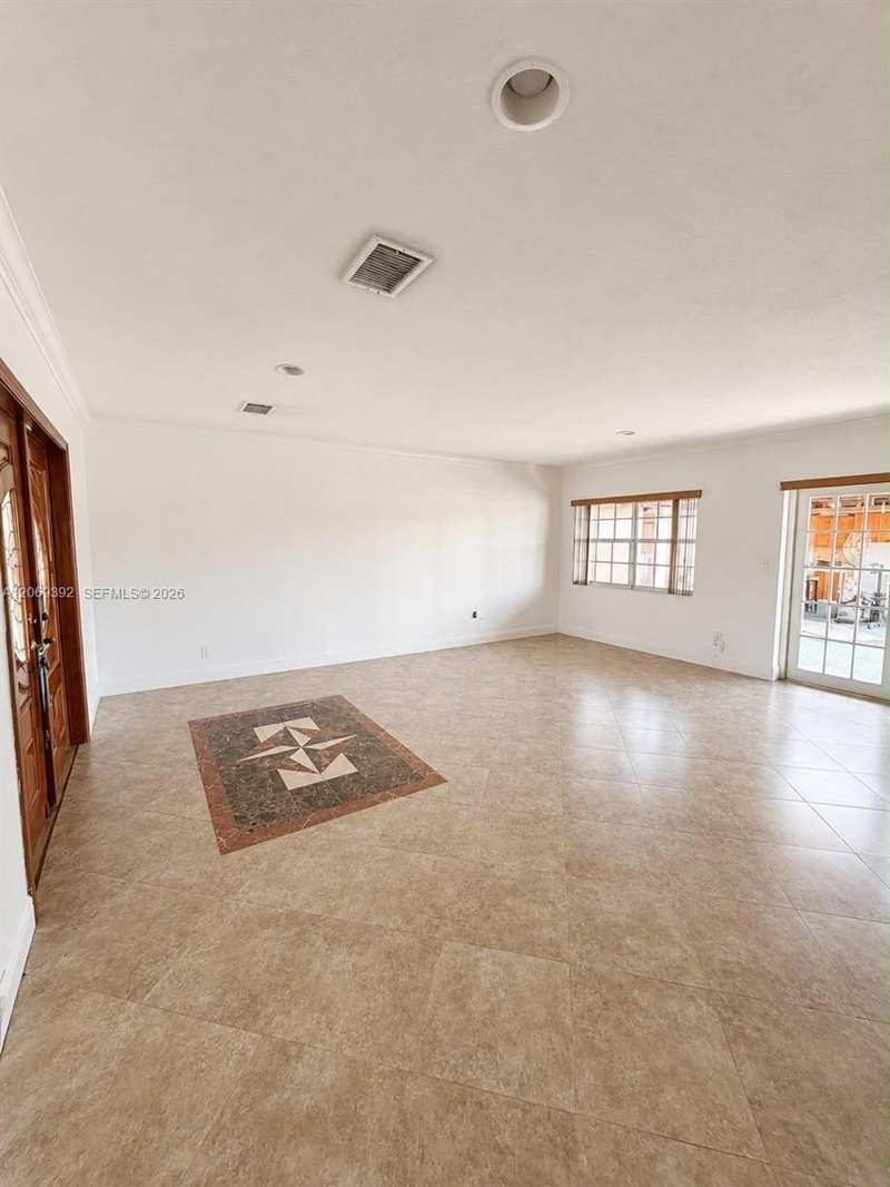 10955 SW 177th Ter, Miami FL 33157