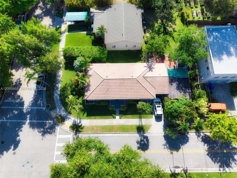 2470 SW 23rd Ave, Miami FL 33145