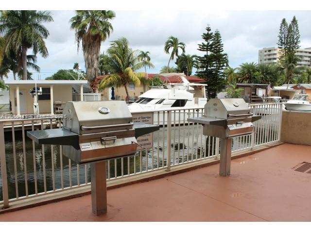 2601 NW 16th St Rd # 637, Miami FL 33125