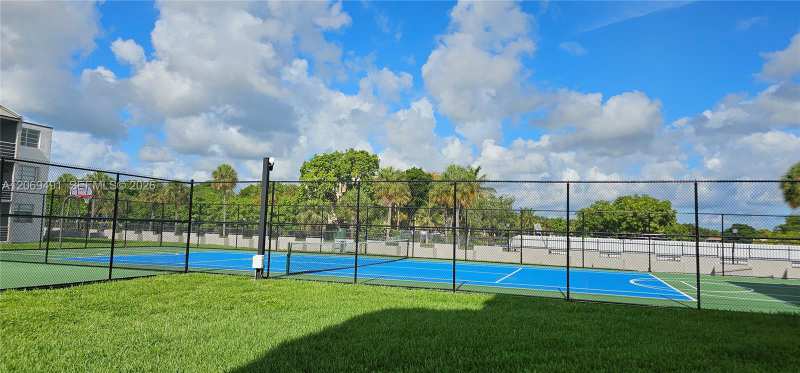14170 SW 84th St # F, Miami FL 33183