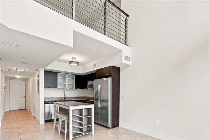 41 SE 5th St # 1908, Miami FL 33131