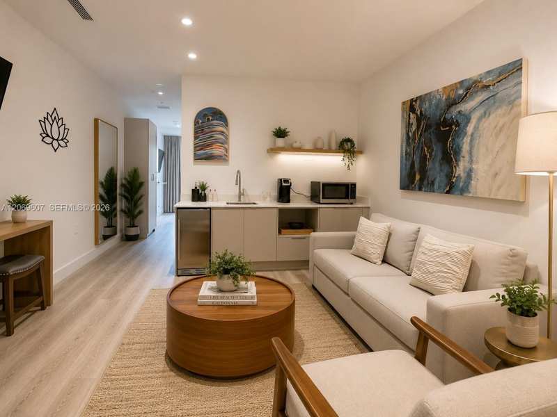 229 SW 9th St # 604, Miami FL 33130