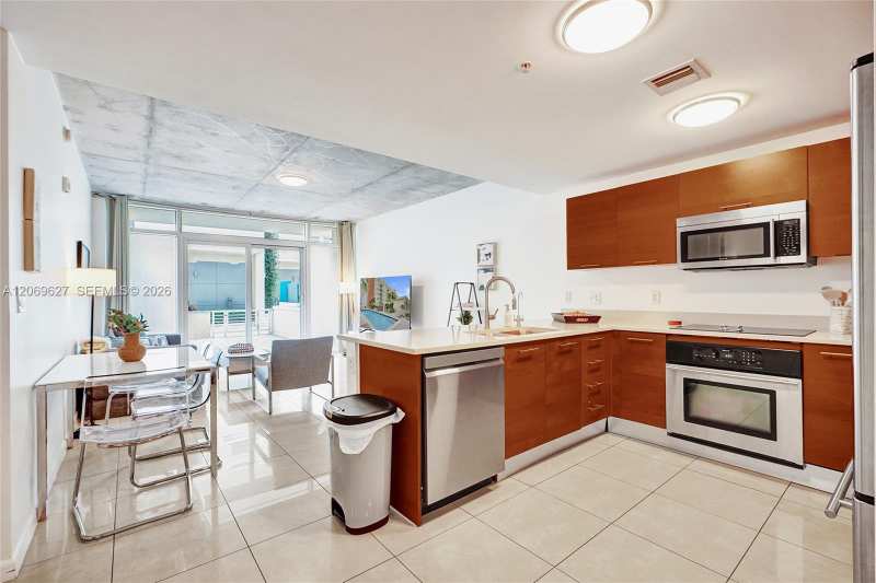 3250 NE 1st Ave # 511, Miami FL 33137