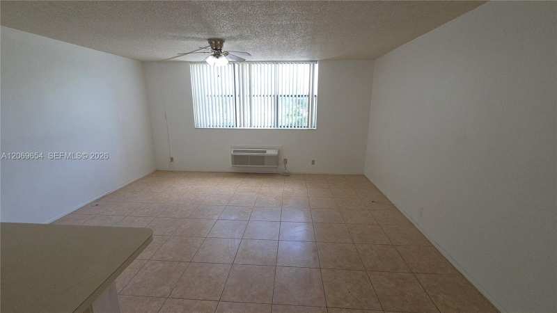 2501 Riverside Dr # A, Coral Springs FL 33065
