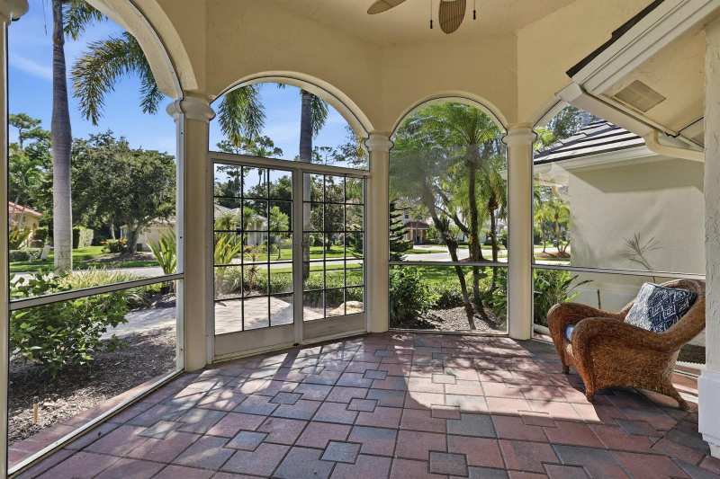 533 Cypress Green Circle, Wellington FL 33414
