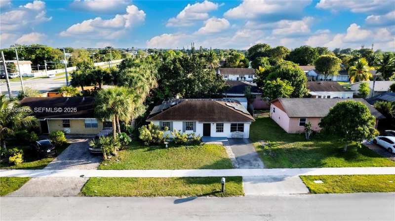 8110 SW 4th Pl, North Lauderdale FL 33068