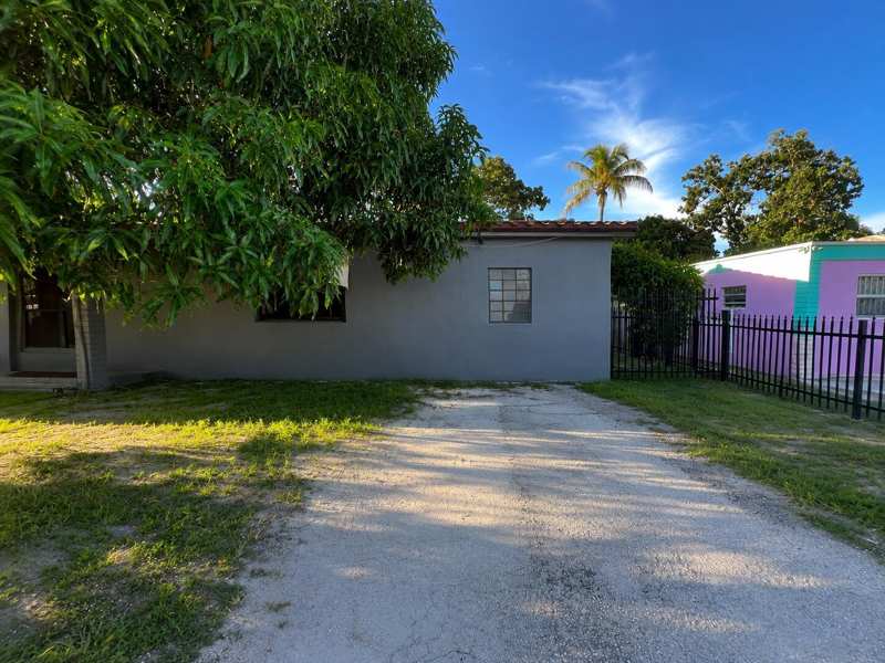 845 NW 144TH Street, Miami FL 33168