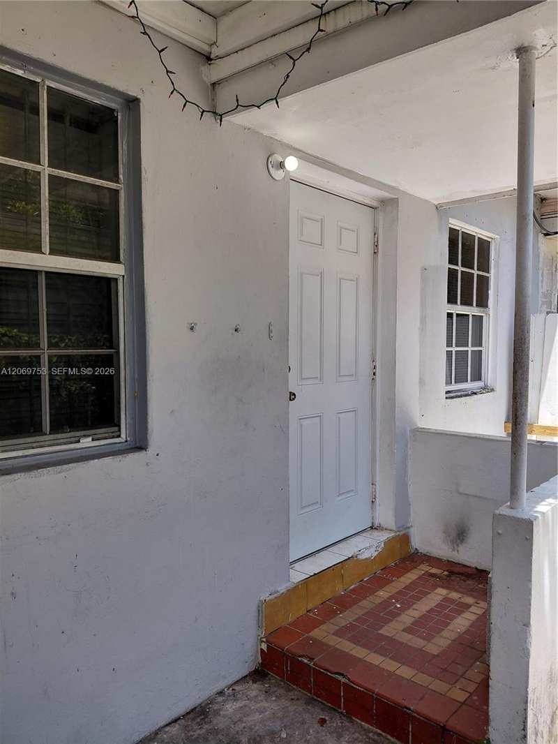 5731 NW 6th Ave, Miami FL 33127