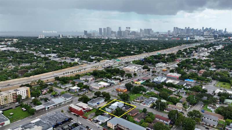 729 NW 55th Ter, Miami FL 33127