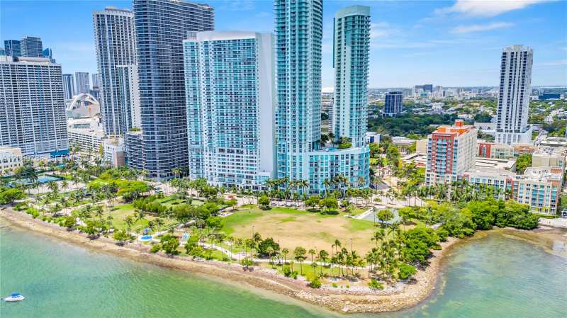 1800 N Bayshore Dr # 809, Miami FL 33132