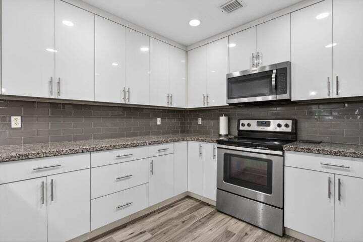 4131 Eastridge Circle, Pompano Beach FL 33064