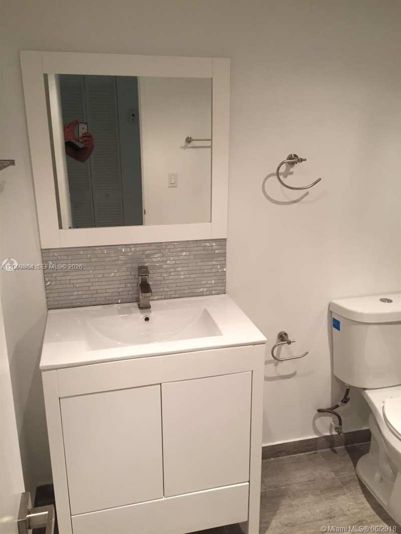 4600 NW 79th Ave # 2B, Doral FL 33166