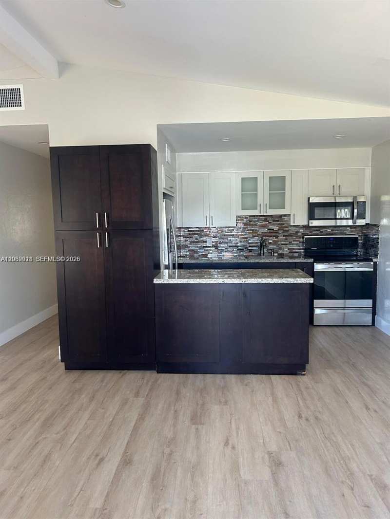 630 SE 3rd Pl, Hialeah FL 33010