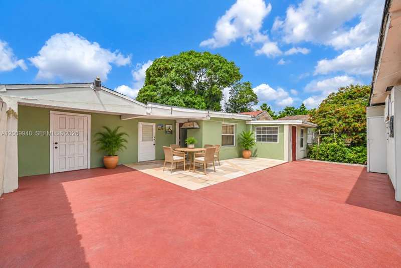 1536 SW 22nd Ave, Miami FL 33145