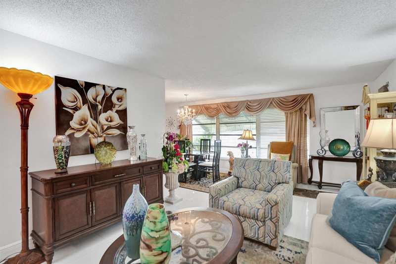 1034 NW 88th Avenue, Plantation FL 33322