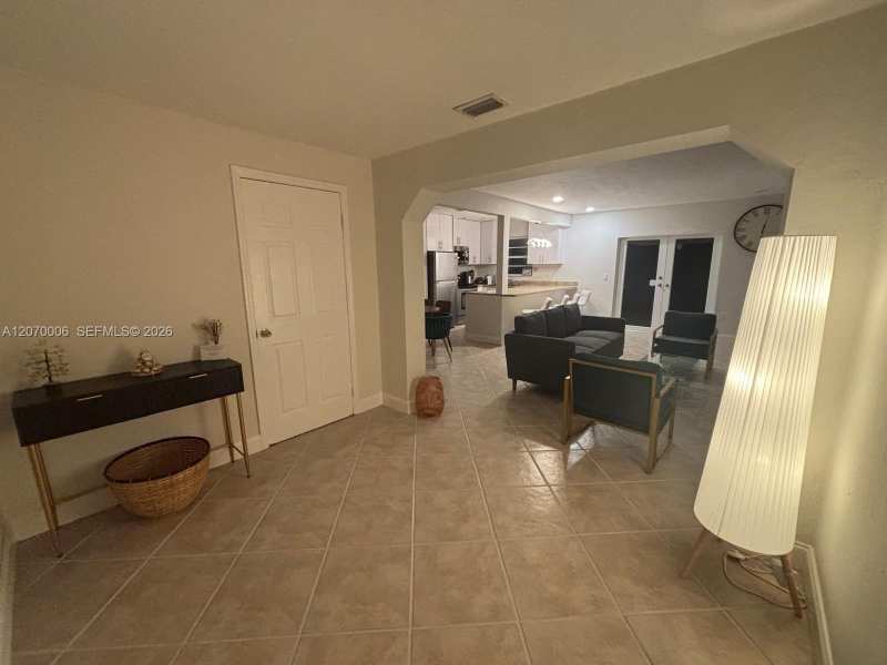 1931 Mayo St, Hollywood FL 33020