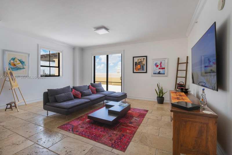8395 SW 73rd Ave # 602, Miami FL 33143