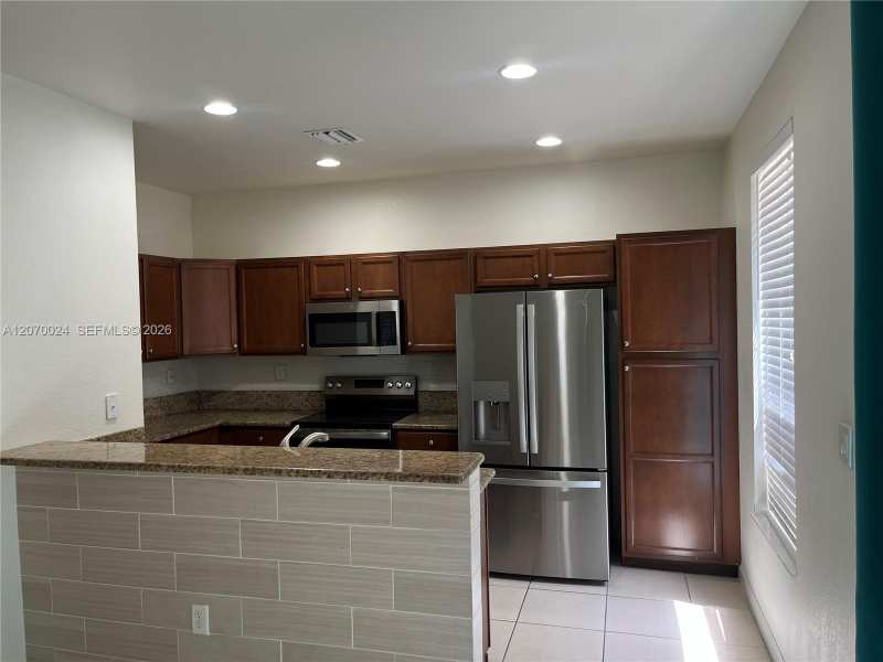 9362 SW 171st Ave, Miami FL 33196
