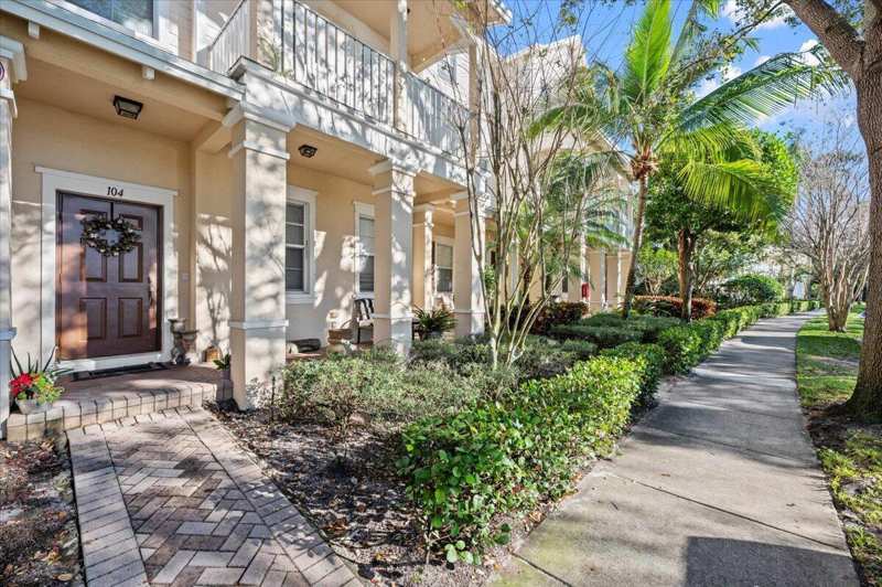 335 E Thatch Palm Circle # 104, Jupiter FL 33458