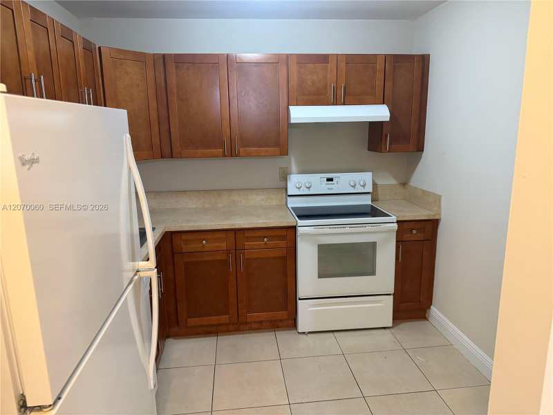 7740 Camino Real # 105, Miami FL 33143