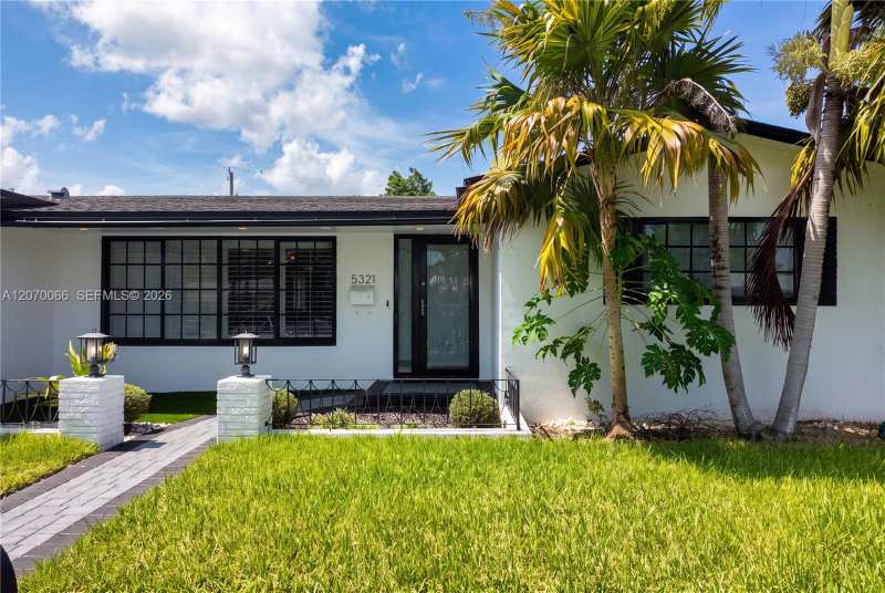 5321 Lincoln St # 5321, Hollywood FL 33021