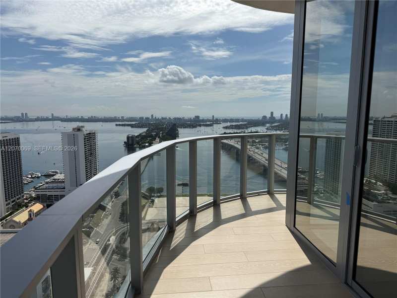 1400 Biscayne Blvd # 3506, Miami FL 33132