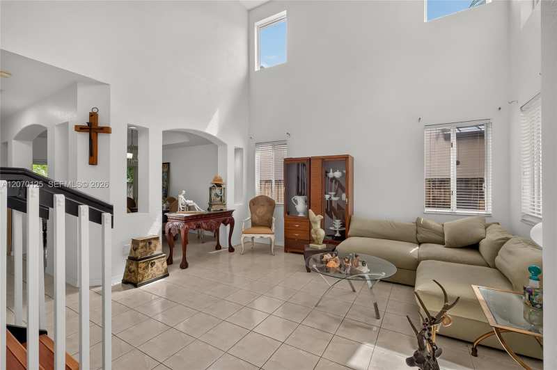 15809 SW 65th Ter, Miami FL 33193