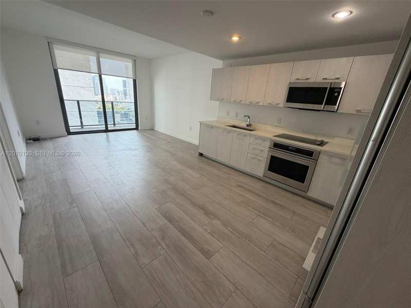 55 SW 9th St # 2410, Miami FL 33130