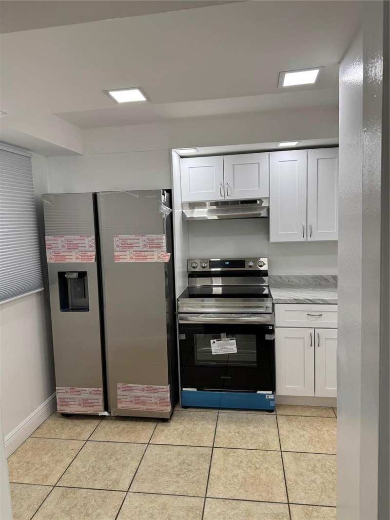 115 ROYAL PARK Drive # 1F, Oakland Park FL 33309