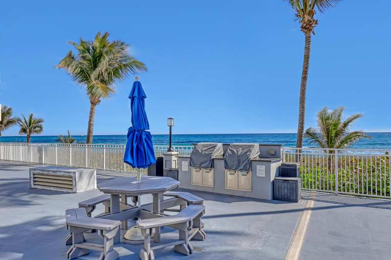 3221 S OCEAN Boulevard # 302, Highland Beach FL 33487