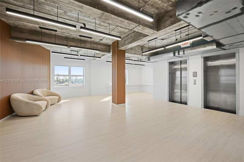 605 Lincoln Rd # 500, Miami Beach FL 33139
