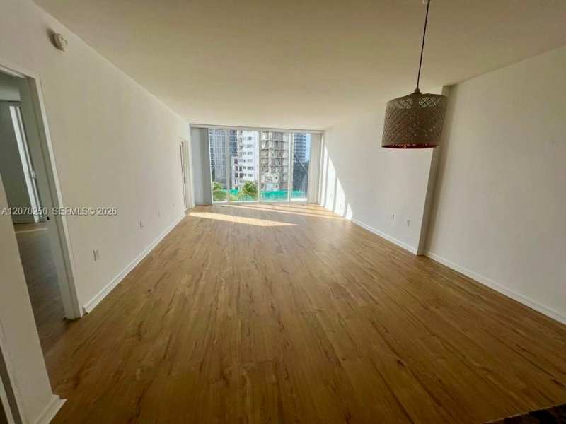 10275 Collins Ave # 415, Bal Harbour FL 33154