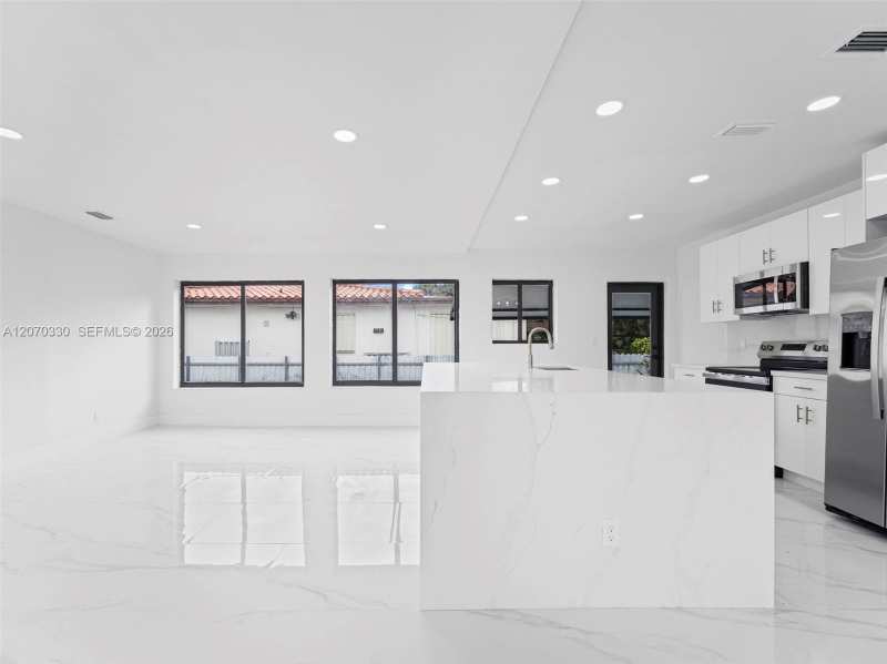 2500 SW 23rd Ter, Miami FL 33145