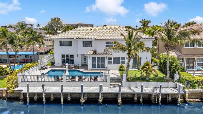 4921 NE 28TH Avenue, Lighthouse Point FL 33064