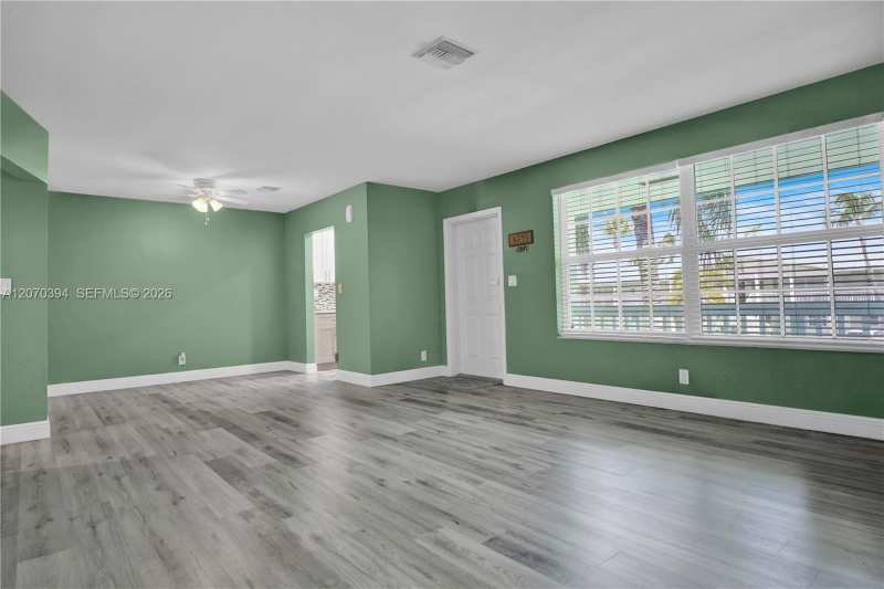 931 SE 9th Ave # 17, Pompano Beach FL 33060