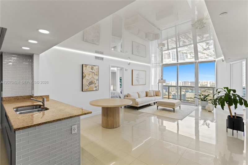 17201 Collins Ave # 3502, Sunny Isles Beach FL 33160