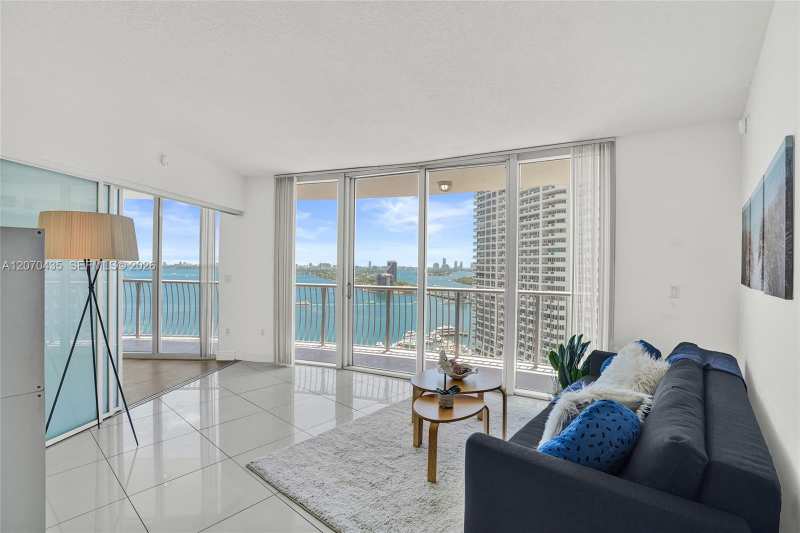 1750 N Bayshore Dr # 2202, Miami FL 33132