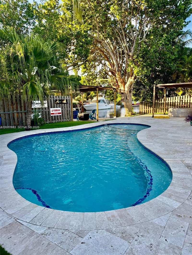4721 SW 34th Dr, Dania Beach FL 33312