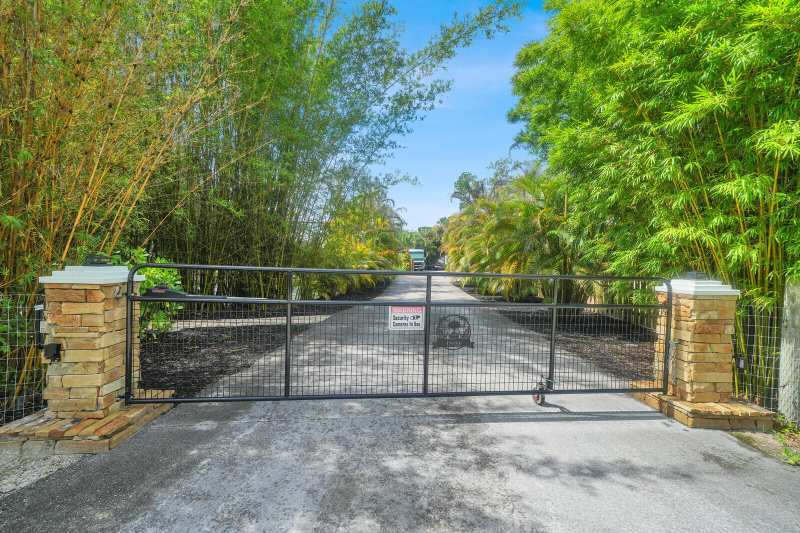 13432 153RD Road N, FL 33478