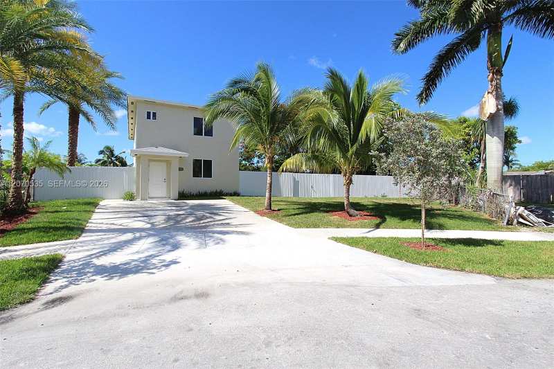 16035 SW 299th Ter, Homestead FL 33033