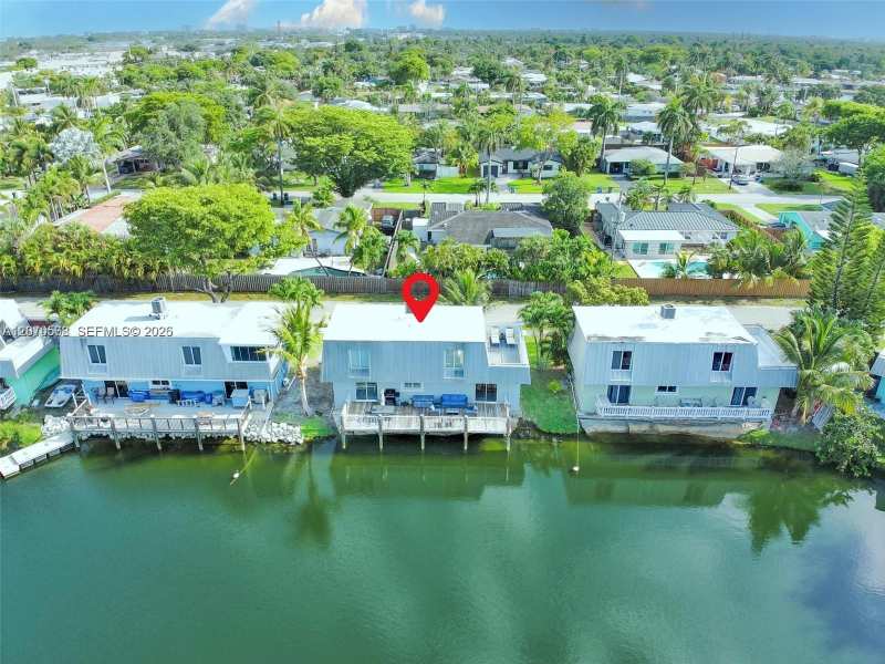1370 NE 40th Dr, Oakland Park FL 33334