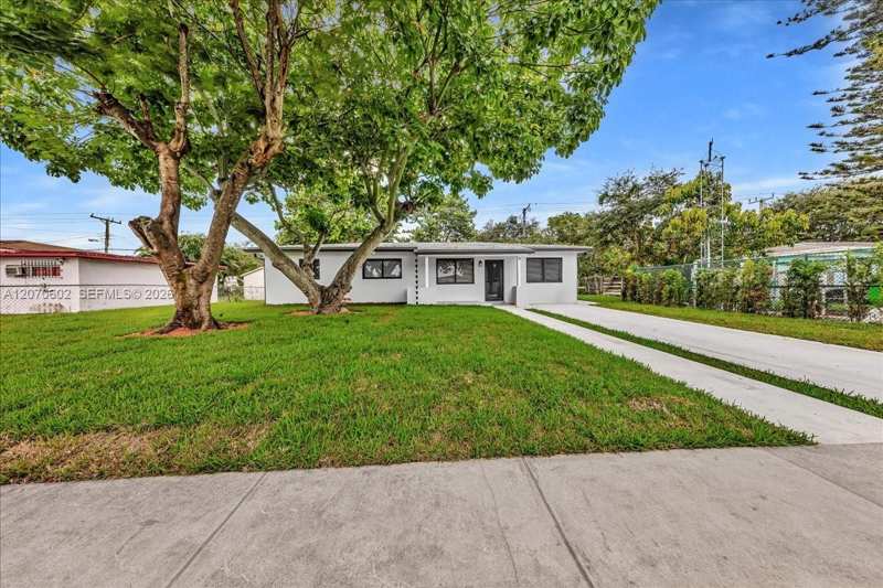 2910 NW 175th St, Miami Gardens FL 33056