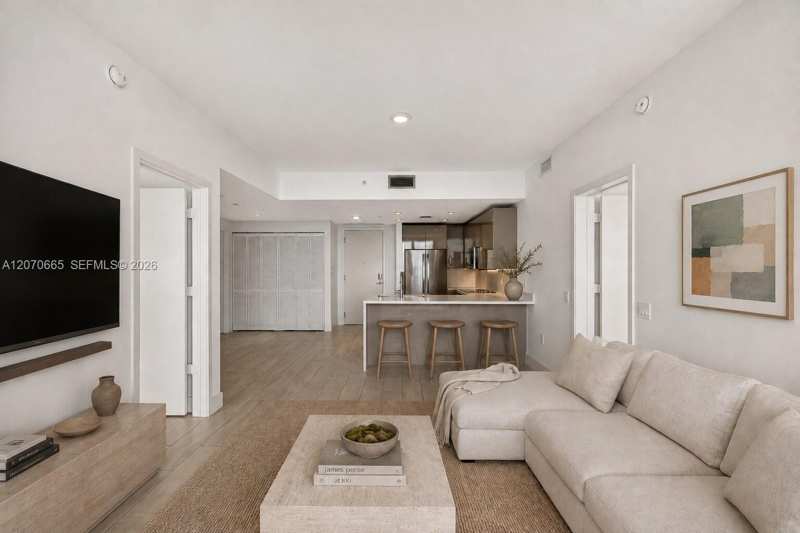 2000 Metropica Way # 2111, Sunrise FL 33323