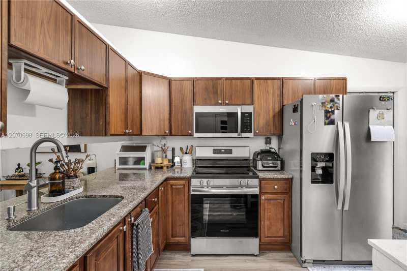 9291 E Elm Ln, Miramar FL 33025